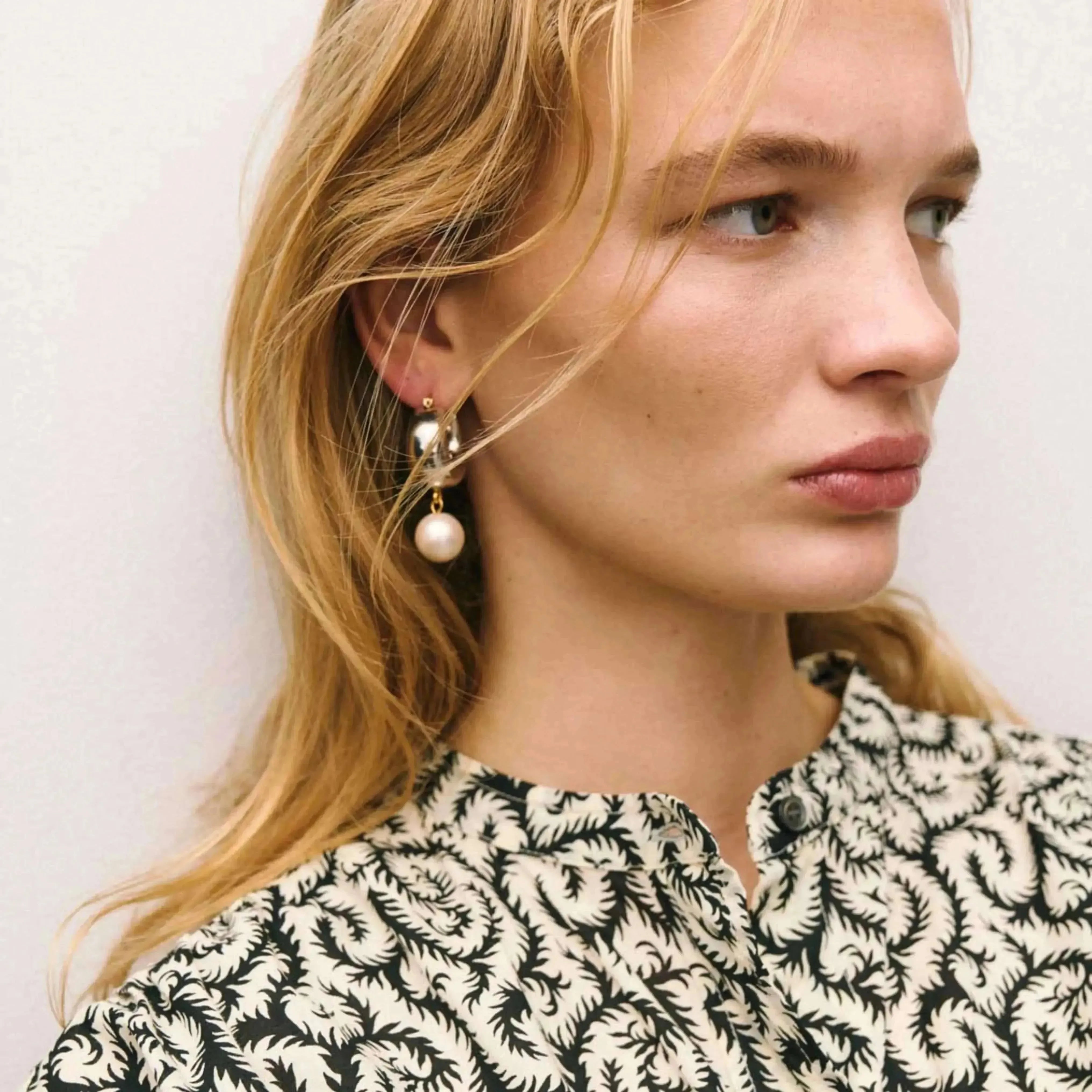 Circlet Pearl Earring Silver Pearl – Vanessa Baroni