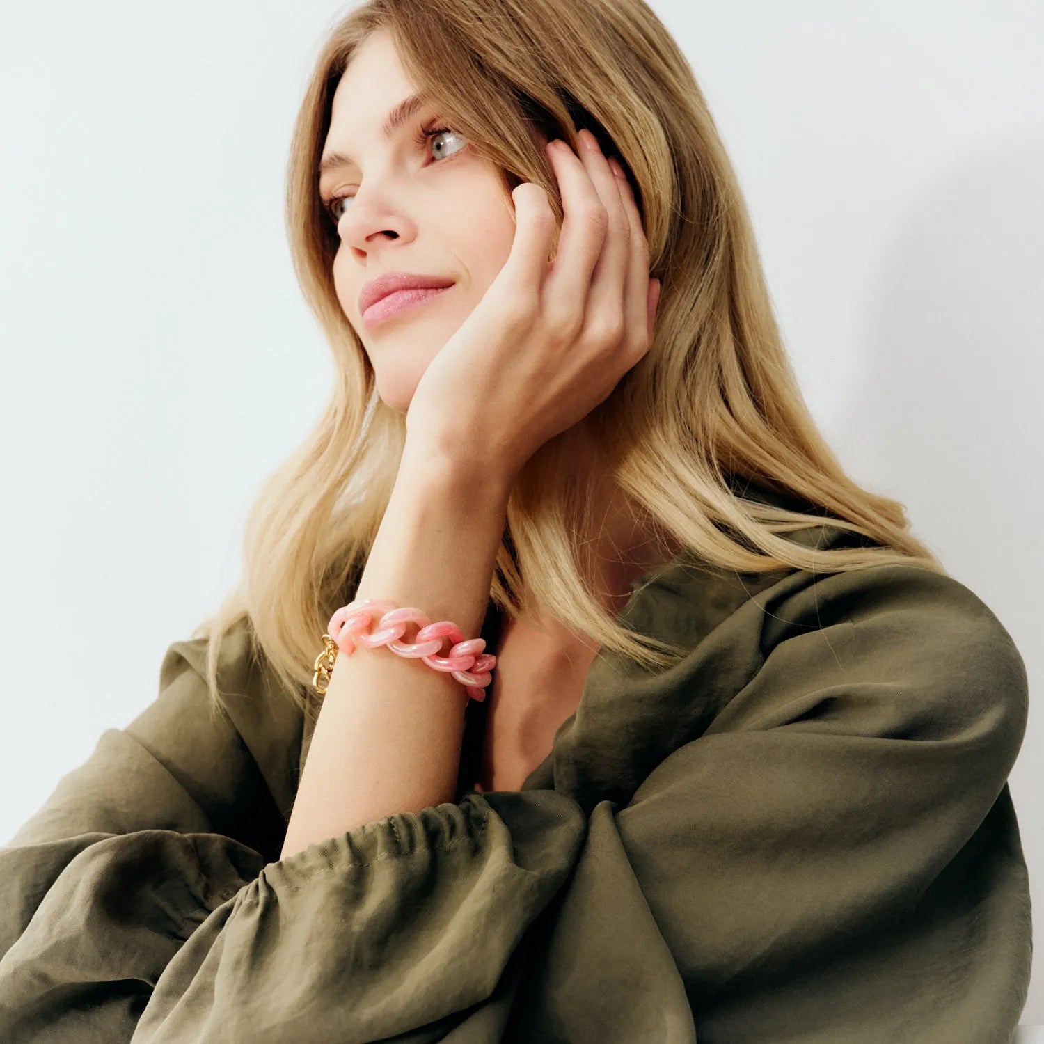 Mini Flat Chain Bracelet Iridescent Neon Pink Marble