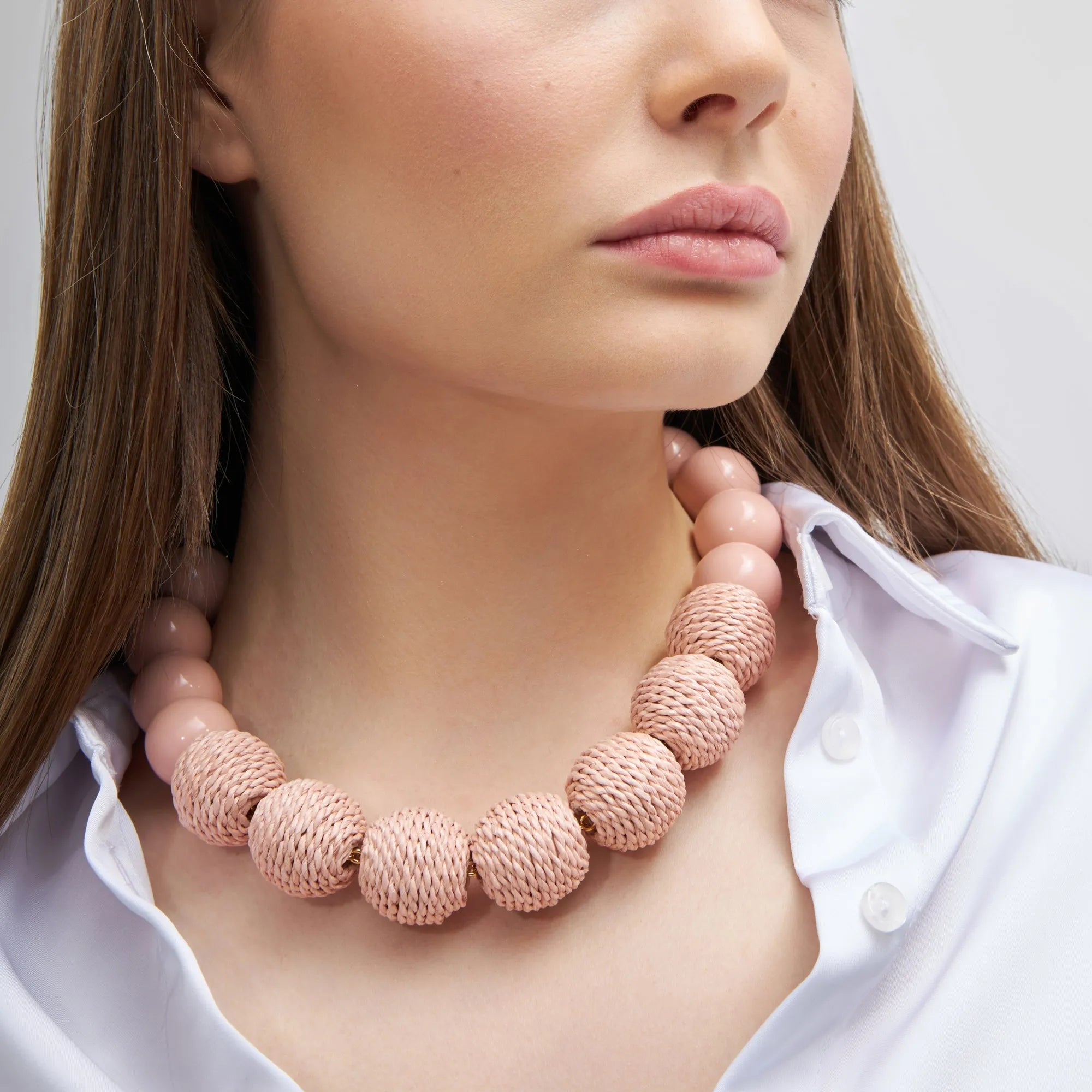 Raffia Beads Necklace Peach