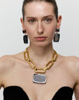 Bold Mirror Amulet gold