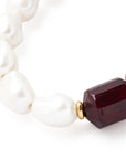 Barrel Pearl Necklace bordeaux marble