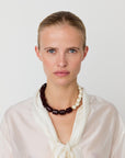 Barrel Pearl Necklace bordeaux marble