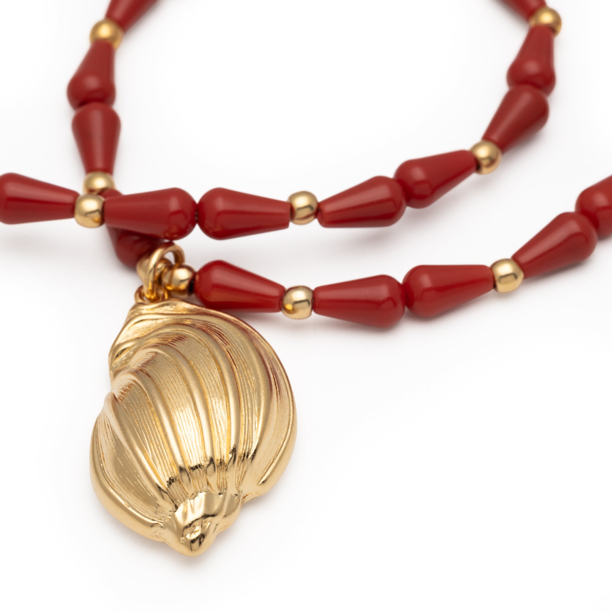 Shell Necklace coral