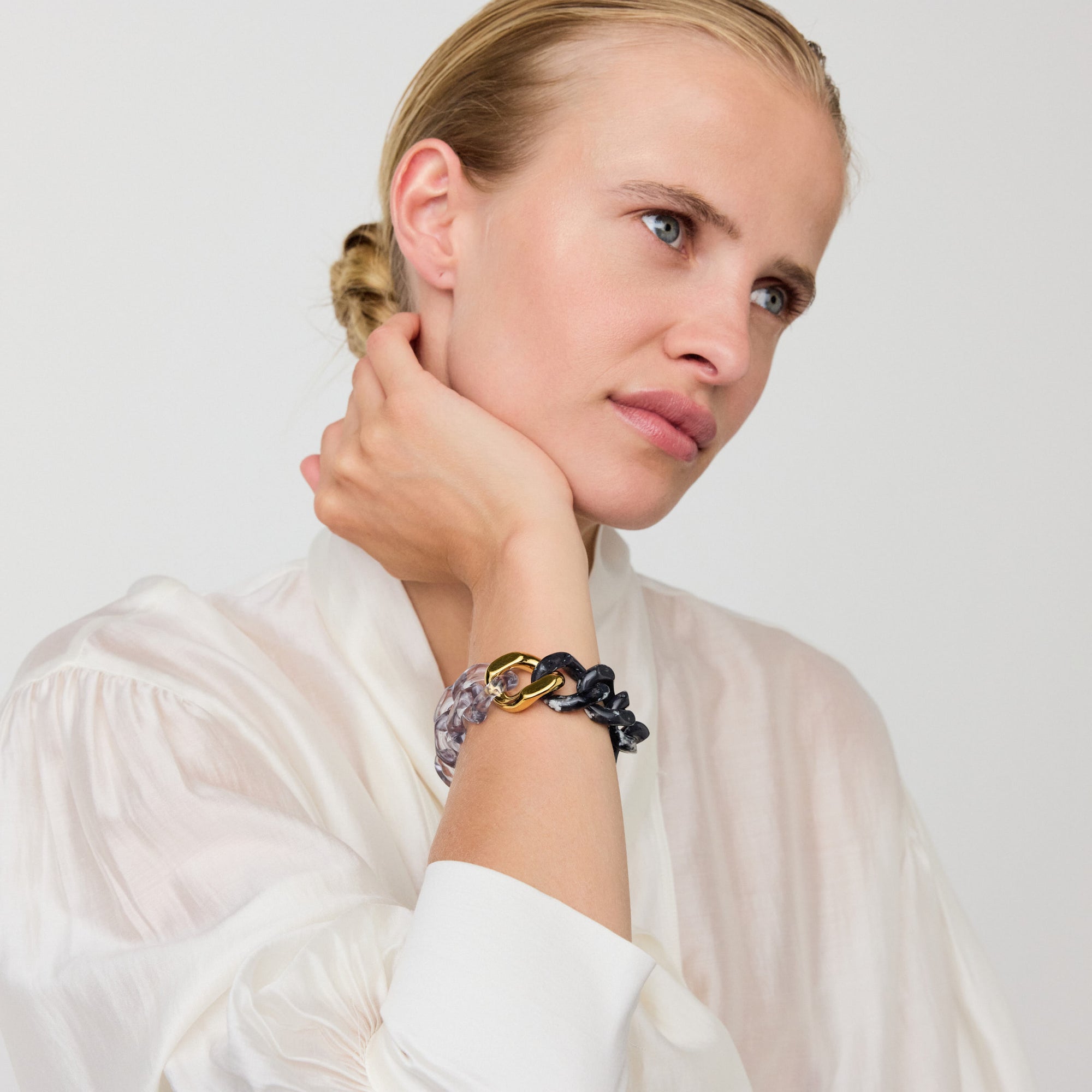 Flat Chain Bracelet 2 color w gold black marble - clear