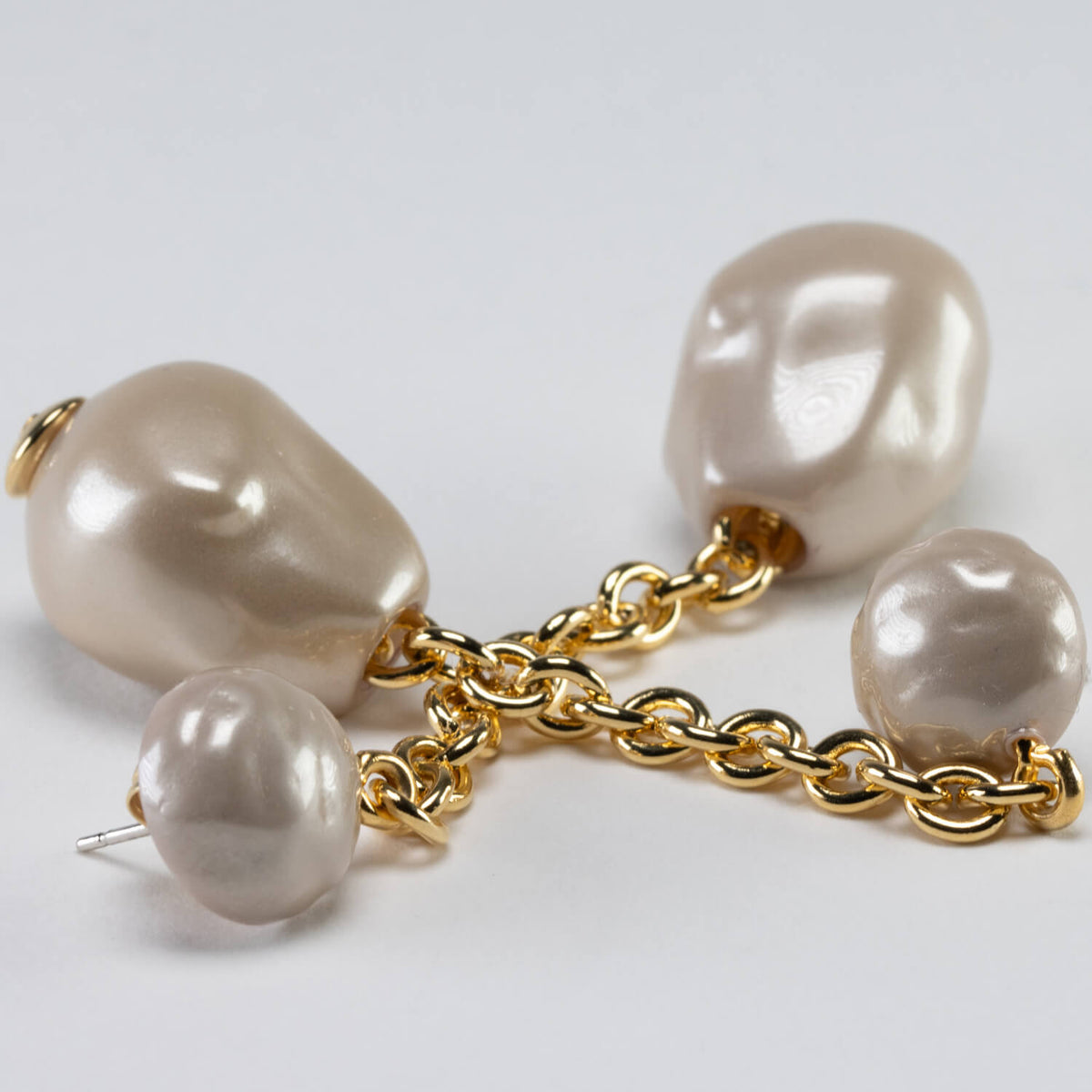 Hanging Organic Pearl Earring Champagner Pearl