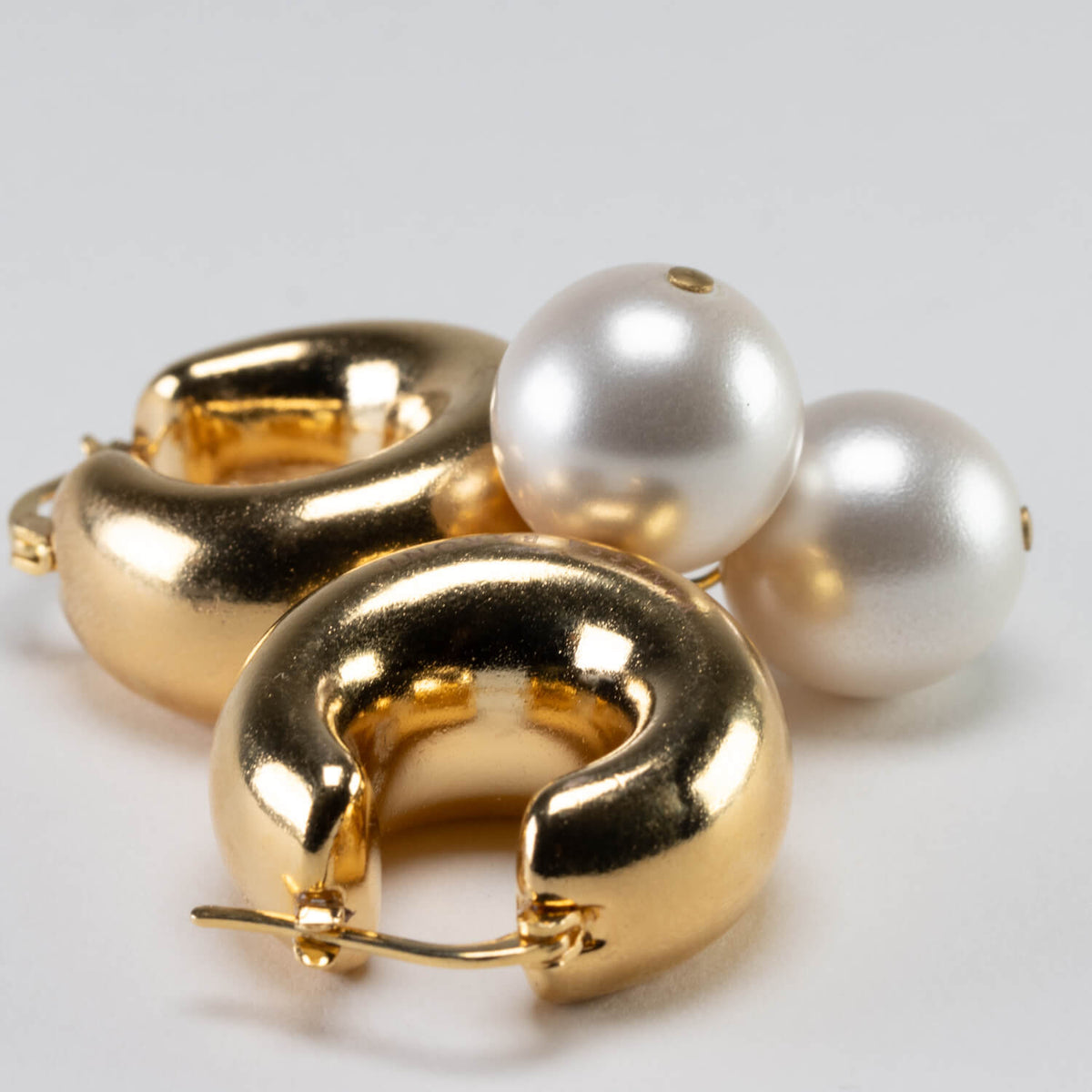 Circlet Pearl Earring Gold Pearl