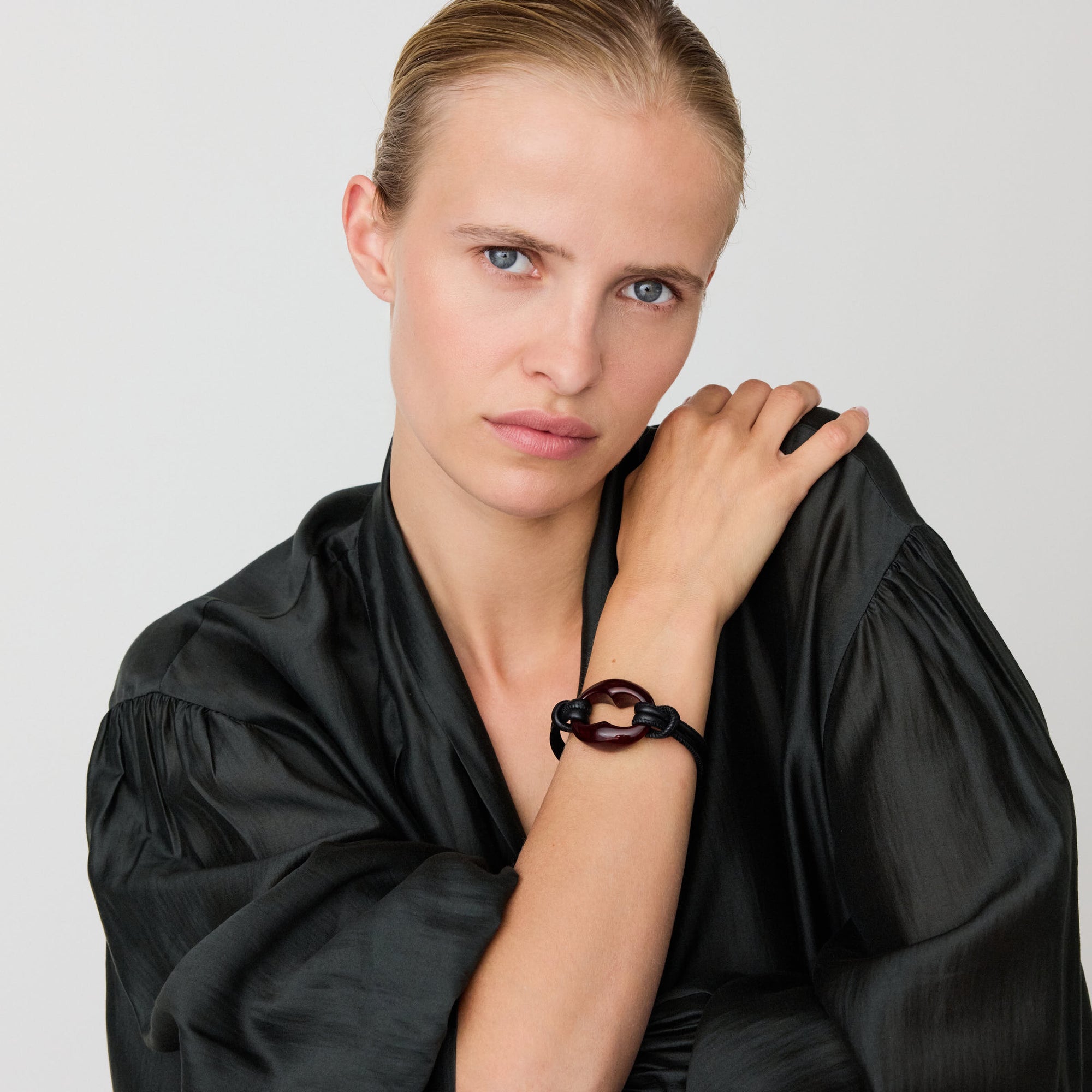 Turtle Leather Bracelet black - bordeaux marble
