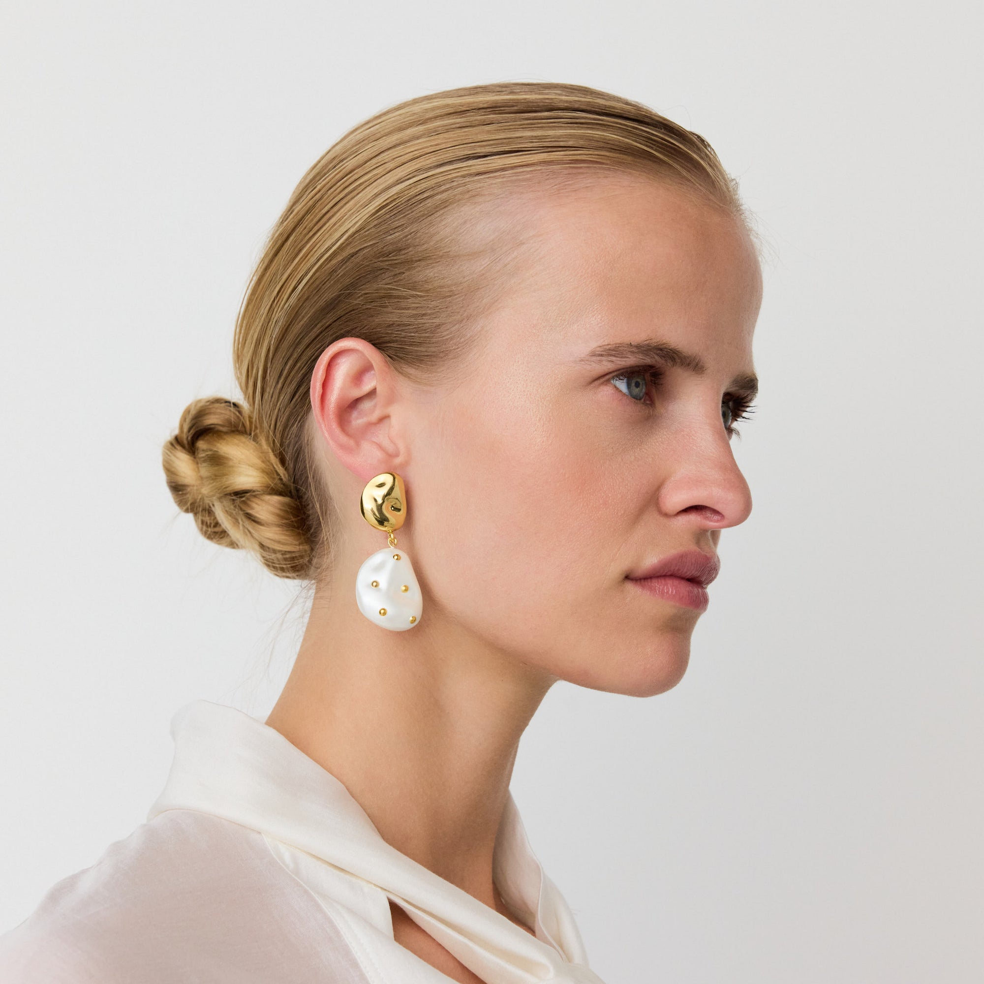 Double Nugget Stud Pearl Gold Earring pearl