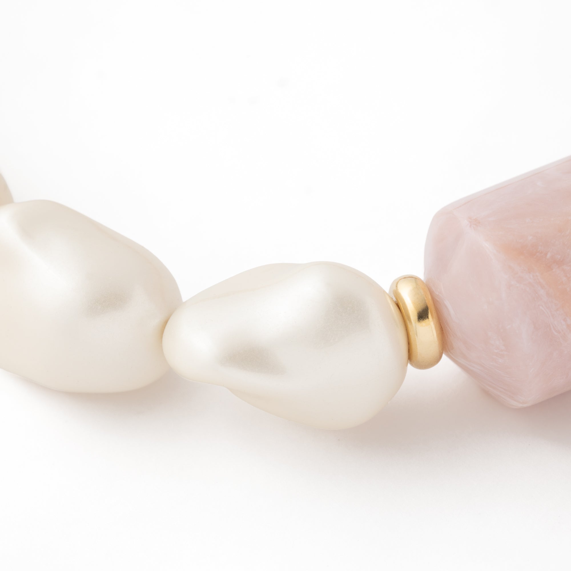Barrel Pearl Necklace ivory rose marble
