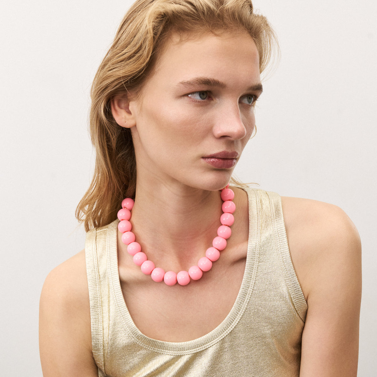 Small Beads Necklace Short Bubble Gum