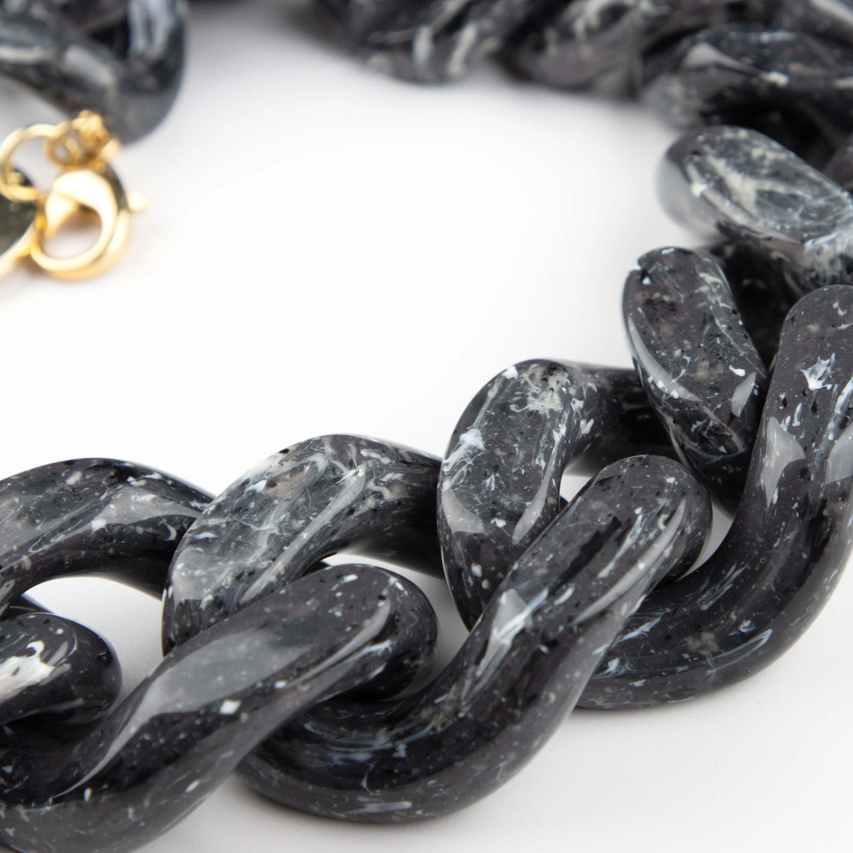 GREAT Necklace black marble