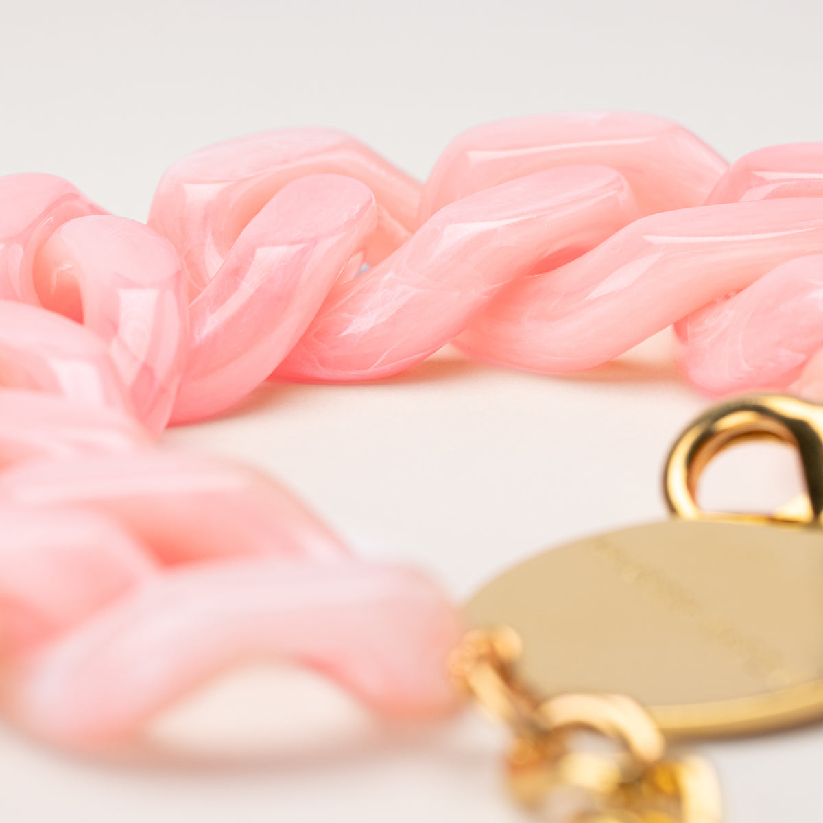 Flat Chain Bracelet Neon Pink Marble