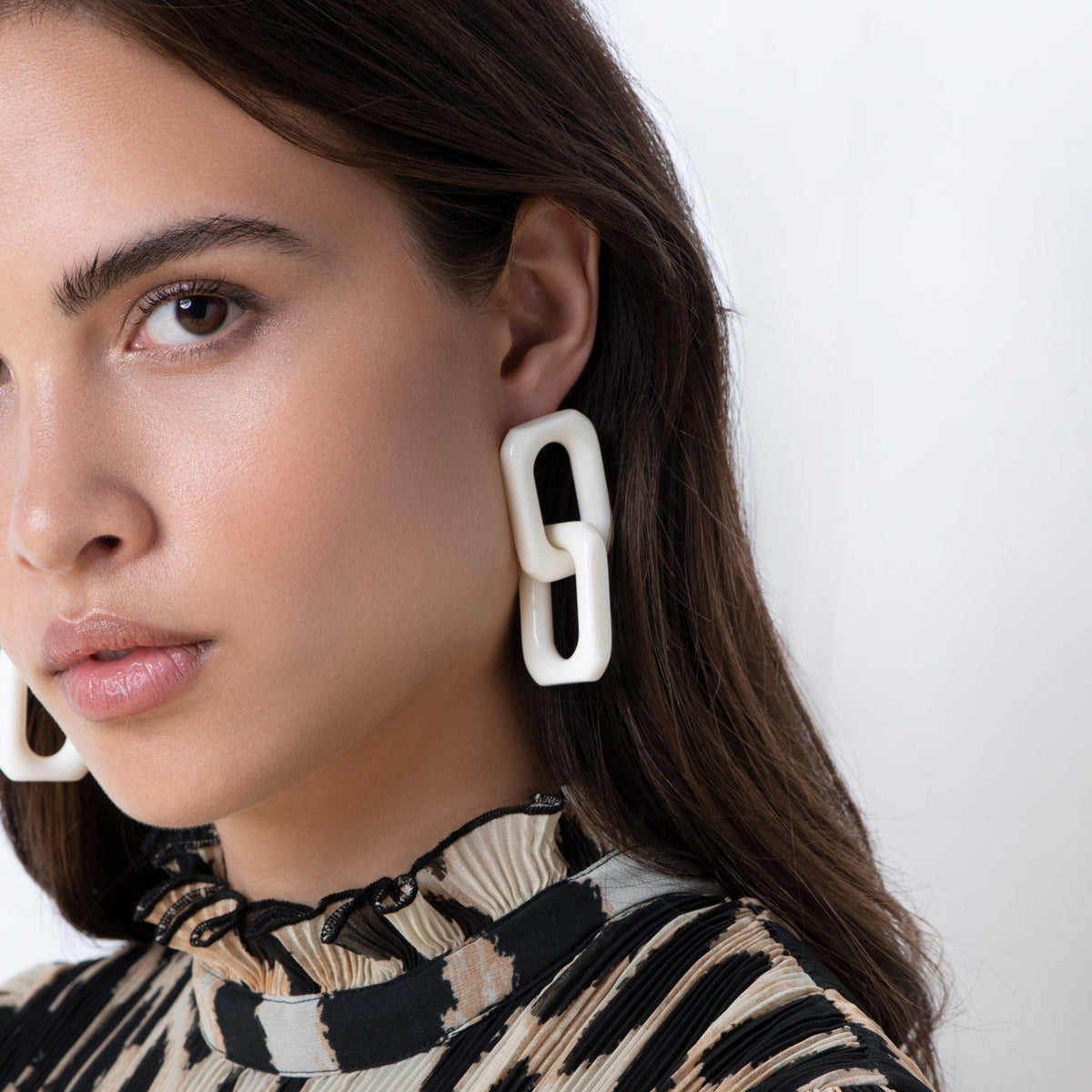 SQUARED Double Earring Small off-white